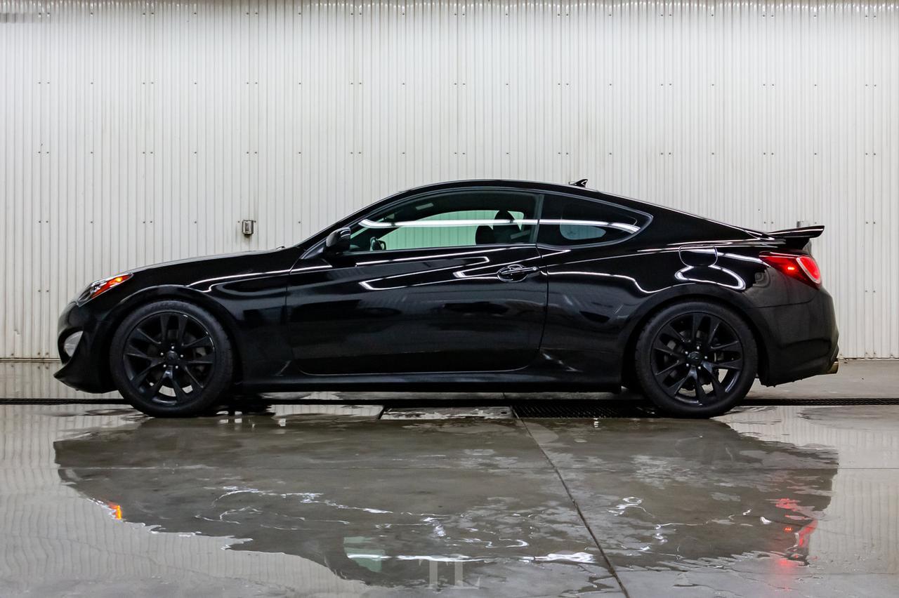 2013 Hyundai Genesis Coupe 2.0T Coupe Manual Red Deer AB