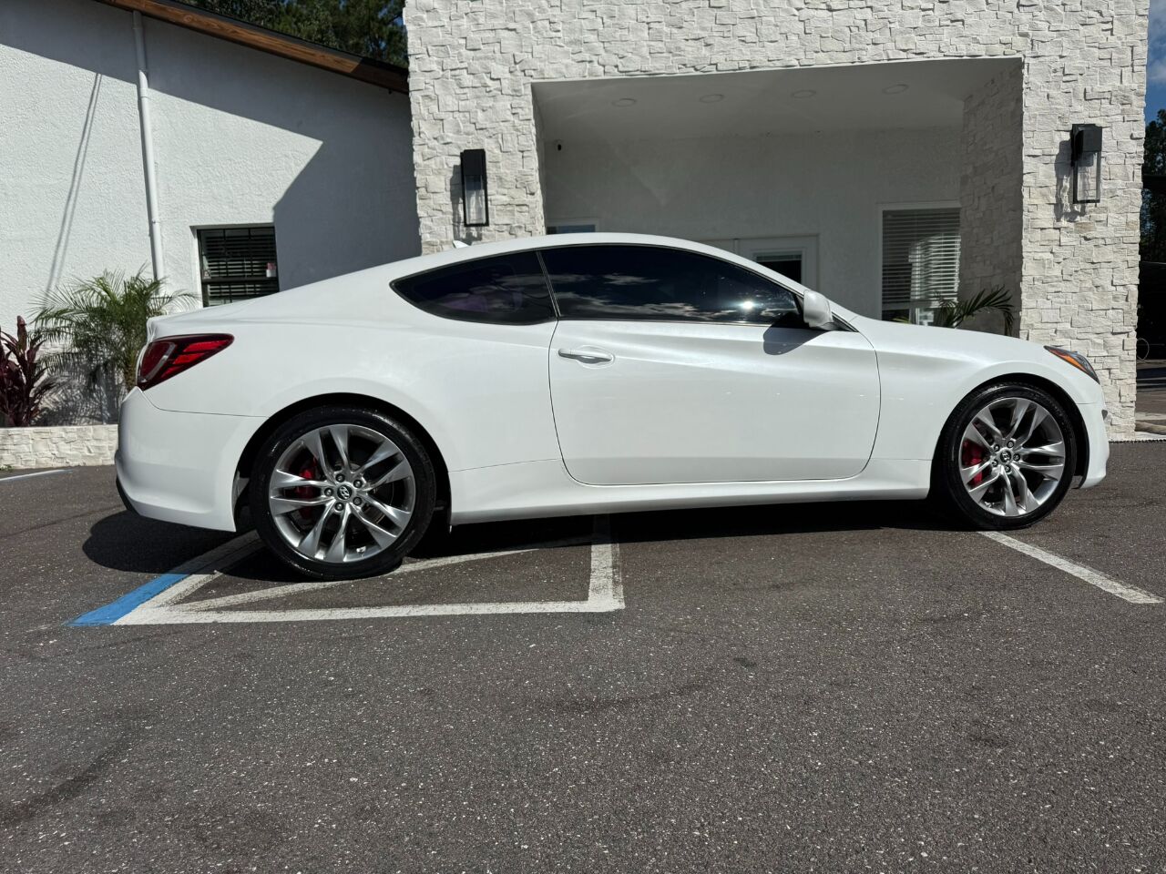 2013 Hyundai Genesis Coupe 2dr V6 3.8L Man R-Spec Jacksonville FL
