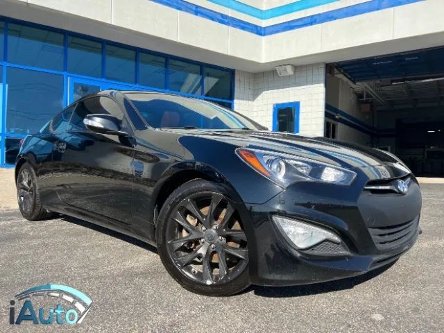 2013 Hyundai Genesis Coupe 3.8 R-Spec Coupe 2D