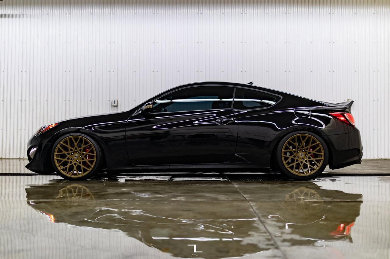 2013 Hyundai Genesis Coupe GT Manual Leather Roof Nav 19" Wheels Red Deer AB