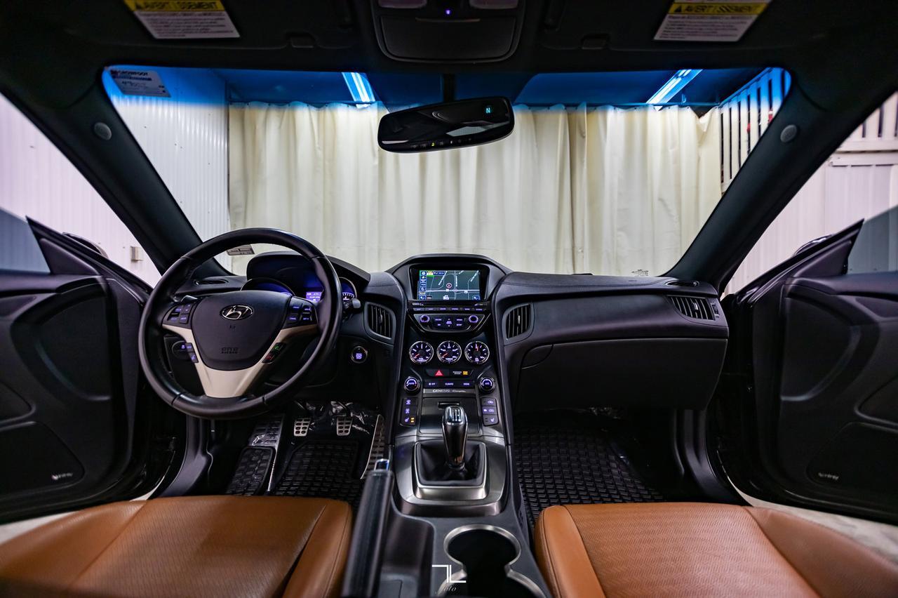 2013 Hyundai Genesis Coupe GT Manual Leather Roof Nav 19" Wheels Red Deer AB