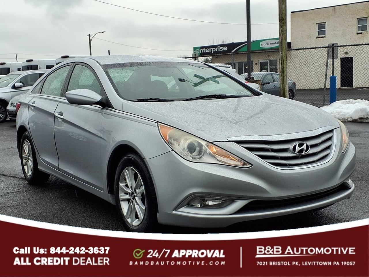 2013 Hyundai SONATA