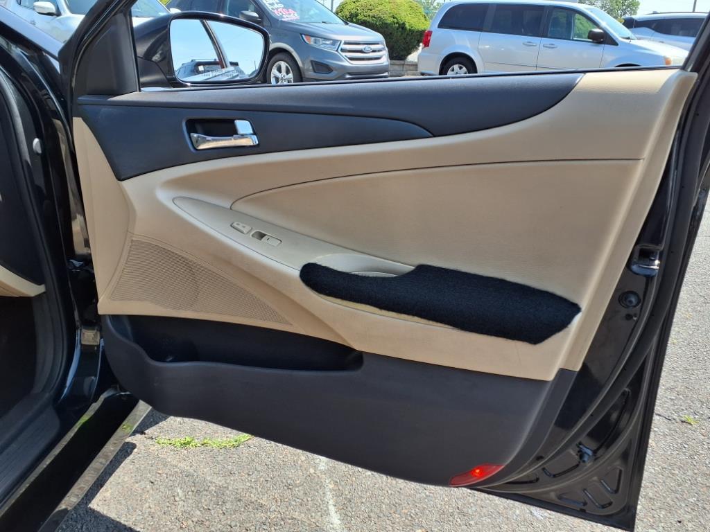 2013 Hyundai SONATA GLS Levittown PA
