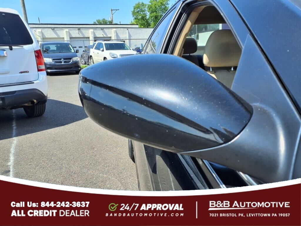 2013 Hyundai SONATA GLS Levittown PA