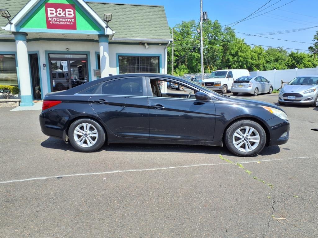 2013 Hyundai SONATA GLS Levittown PA