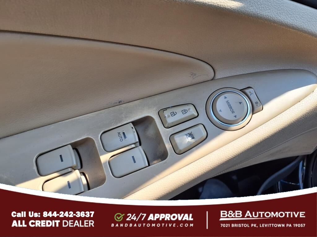 2013 Hyundai SONATA GLS Levittown PA