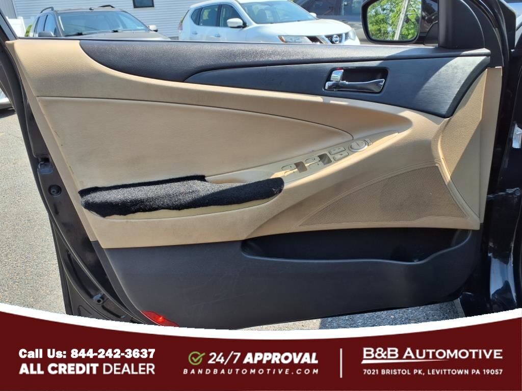 2013 Hyundai SONATA GLS Levittown PA