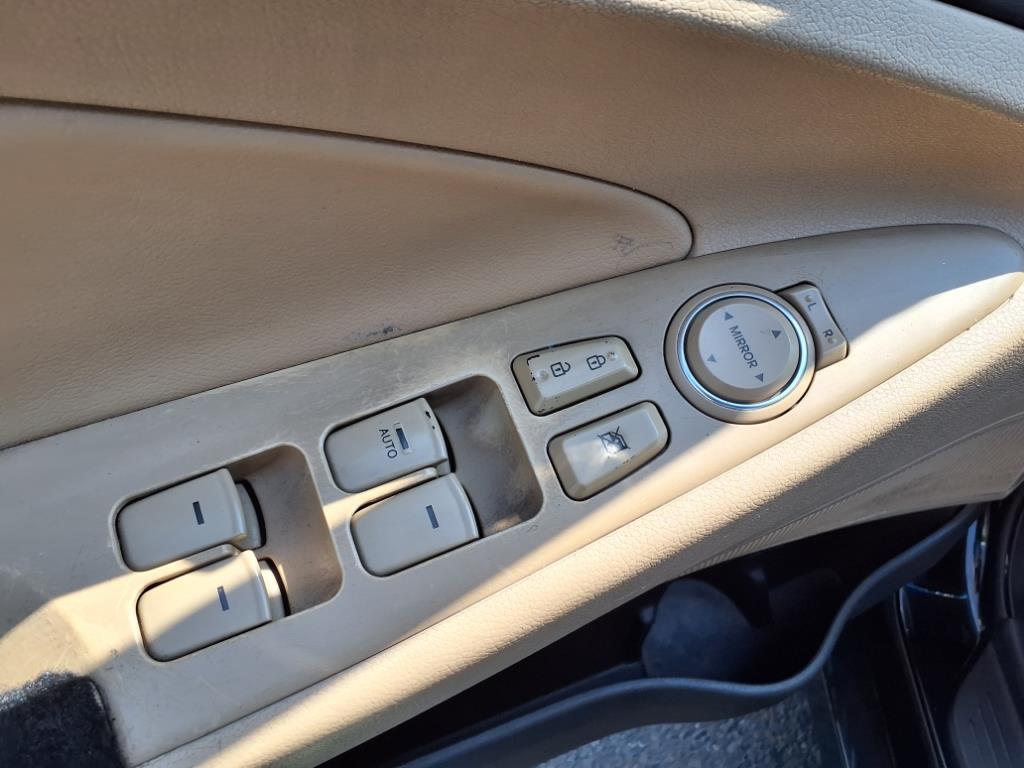 2013 Hyundai SONATA GLS Levittown PA