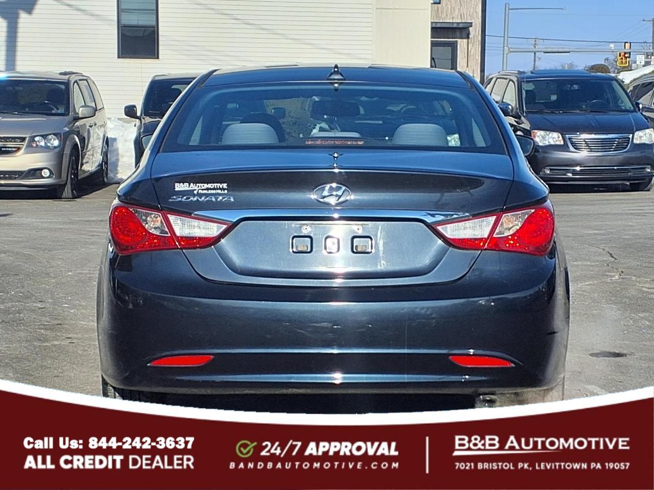 2013 Hyundai SONATA GLS Levittown PA