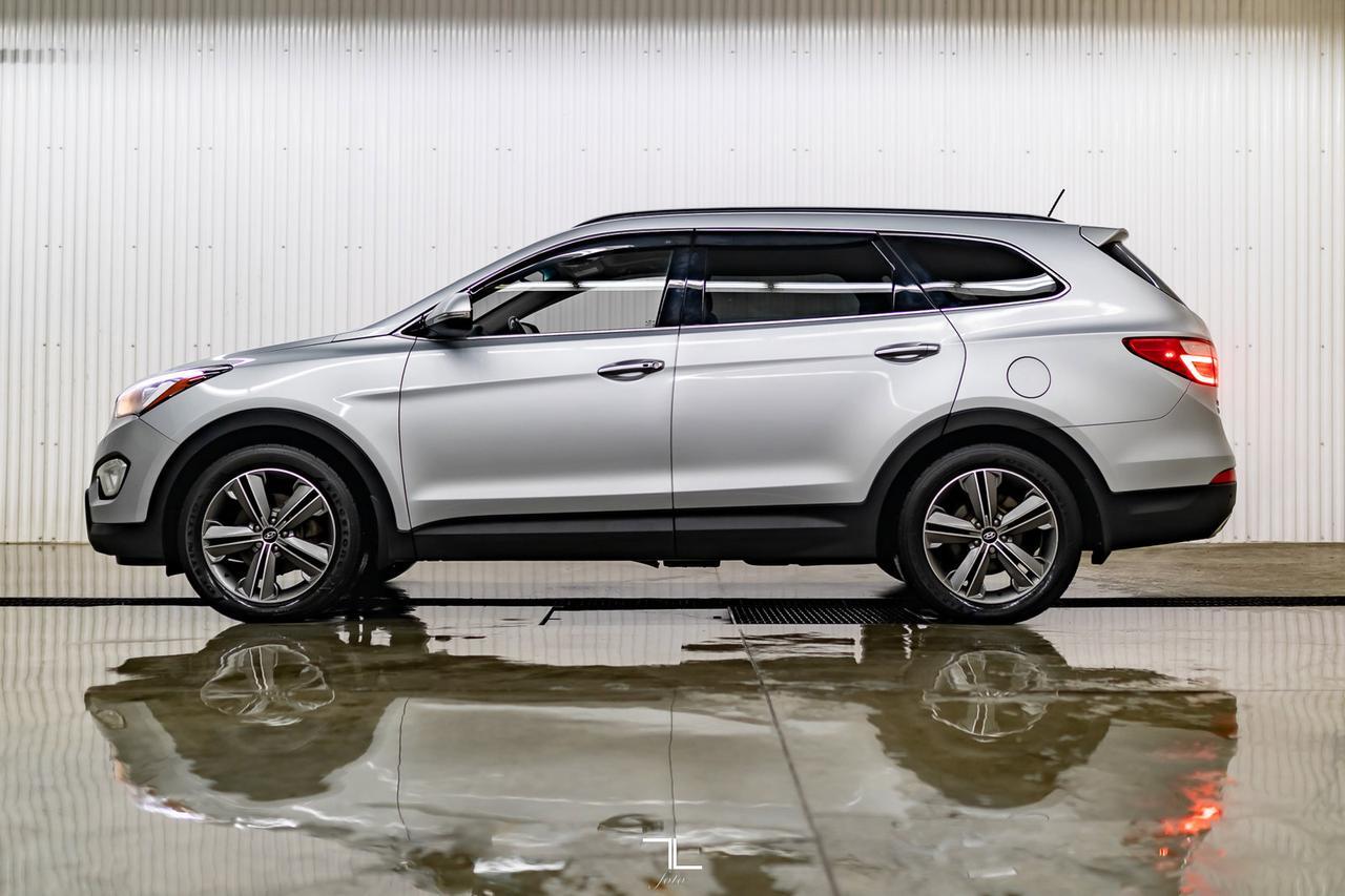 2013 Hyundai Santa Fe XL AWD Limited Leather Roof Nav BCam Red Deer AB