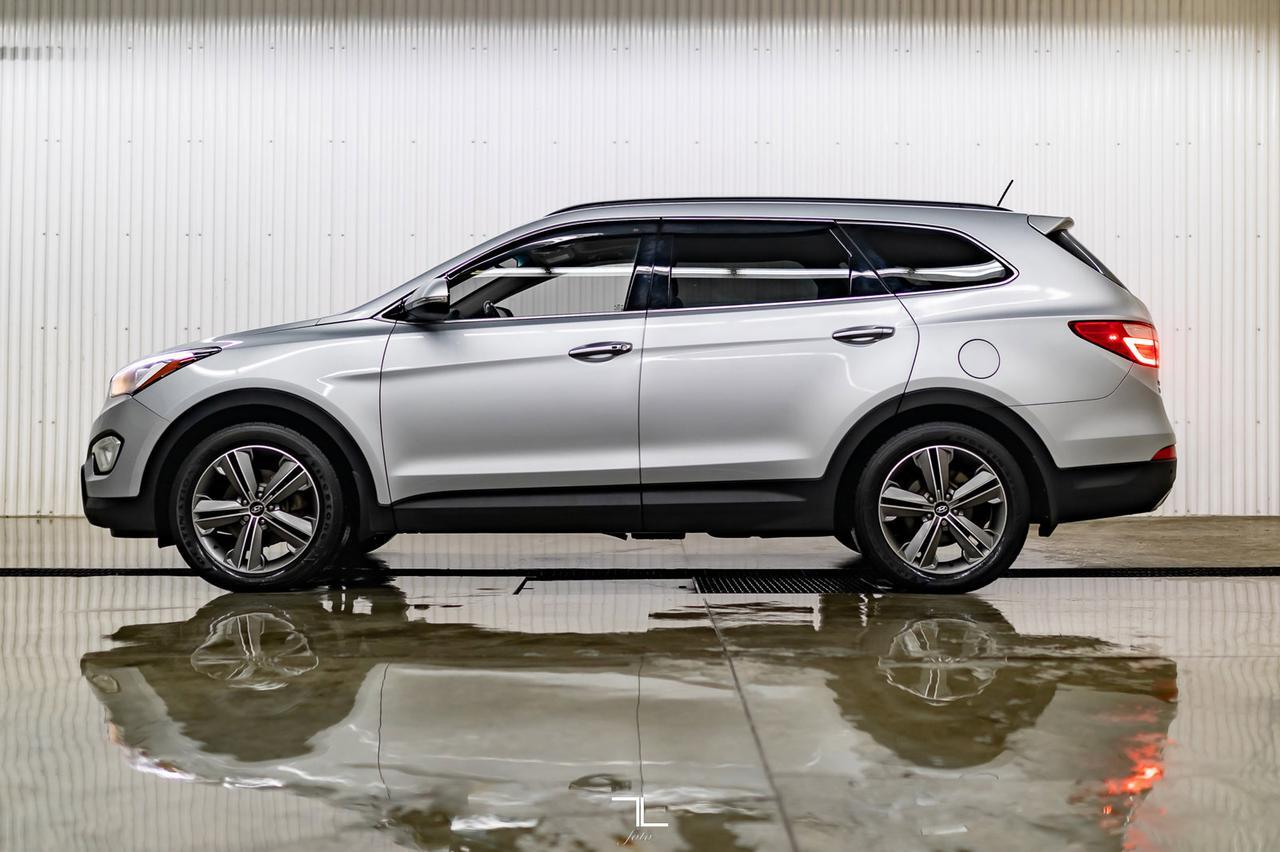 2013 Hyundai Santa Fe XL AWD Limited Leather Roof Nav BCam Red Deer AB