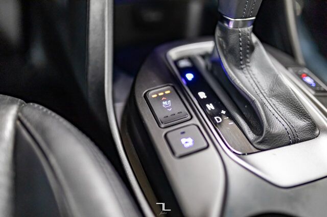 2013 Hyundai Santa Fe XL AWD Limited Leather Roof Nav BCam Red Deer AB