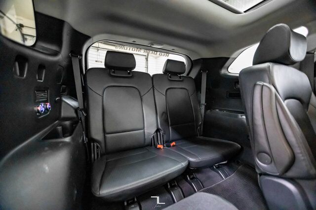 2013 Hyundai Santa Fe XL AWD Limited Leather Roof Nav BCam Red Deer AB