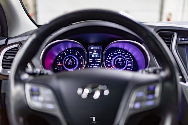 2013 Hyundai Santa Fe XL AWD Limited Leather Roof Nav BCam Red Deer AB