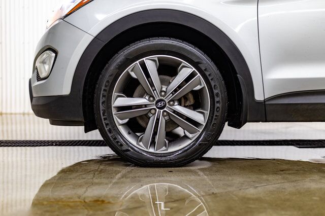 2013 Hyundai Santa Fe XL AWD Limited Leather Roof Nav BCam Red Deer AB