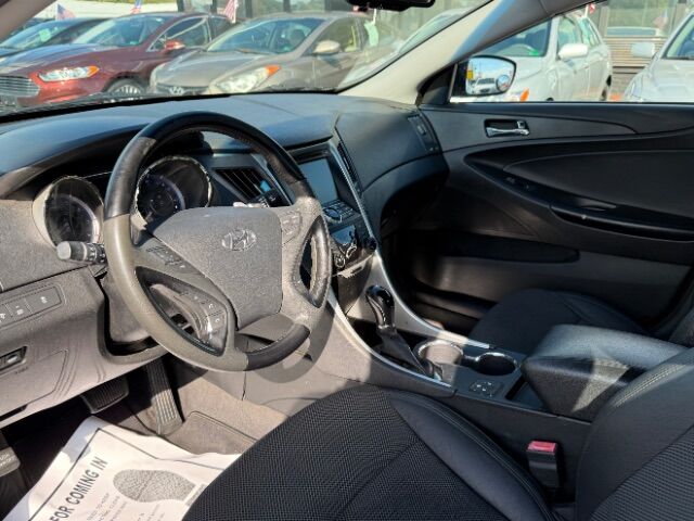 2013 Hyundai Sonata . Norfolk VA