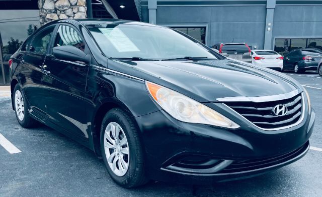 2013 Hyundai Sonata - SAR GLS