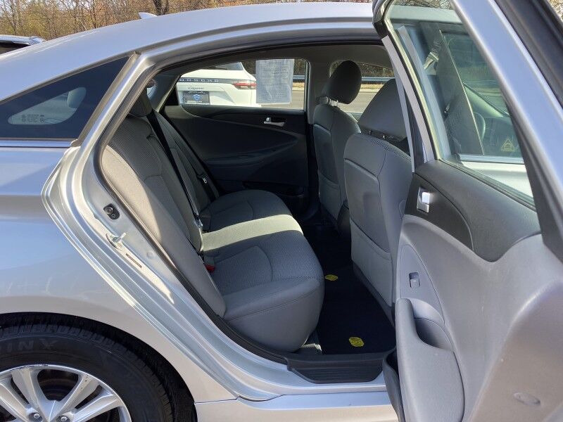 2013 Hyundai Sonata GLS PZEV Bristol  PA