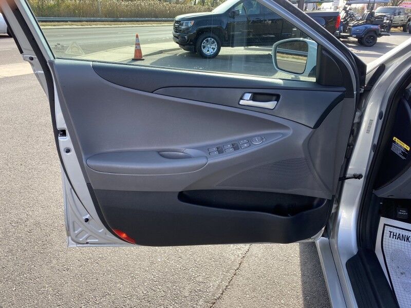 2013 Hyundai Sonata GLS PZEV Bristol  PA