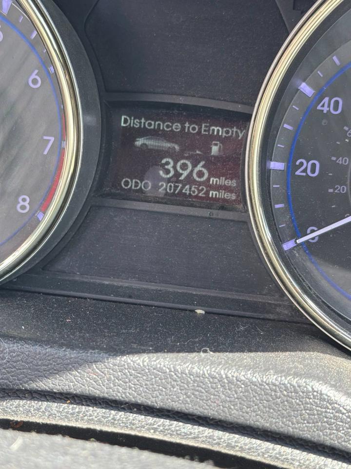 2013 Hyundai Sonata Limited Hurst TX
