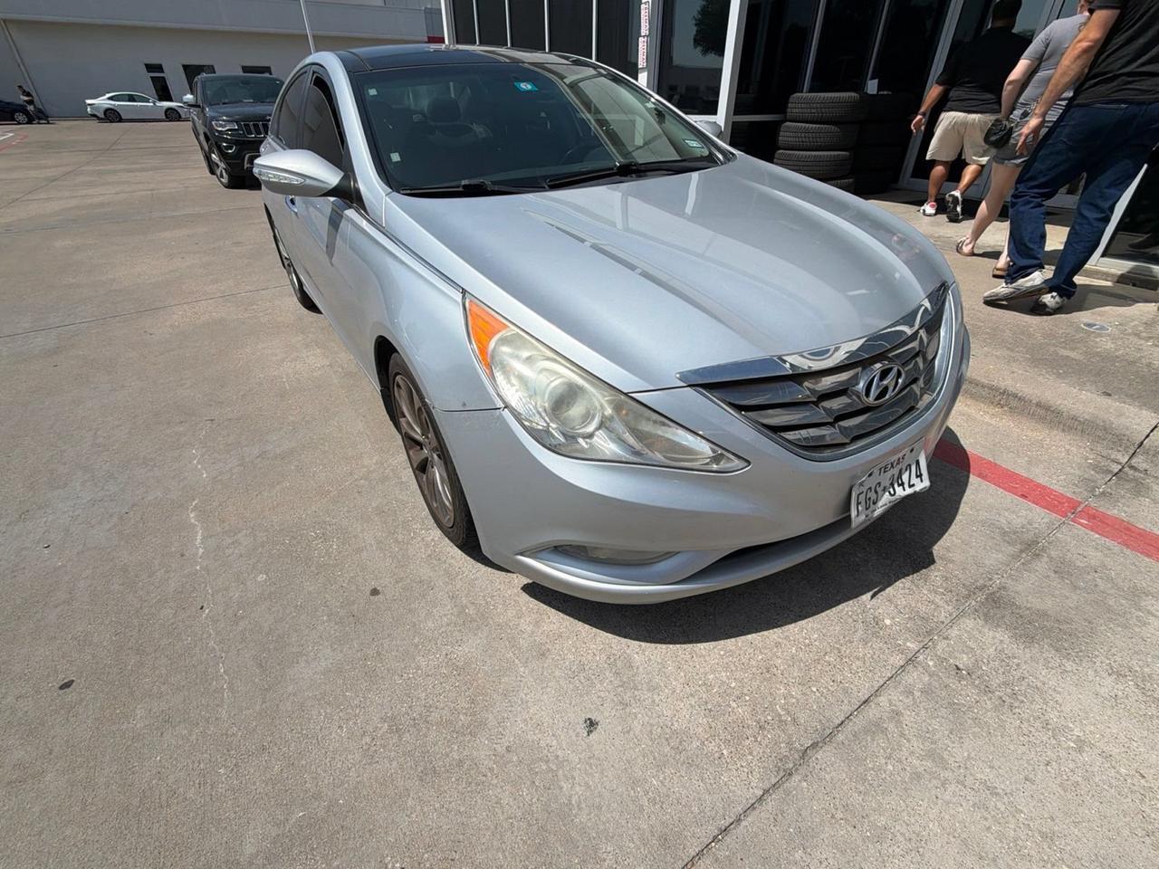 2013 Hyundai Sonata Limited Hurst TX