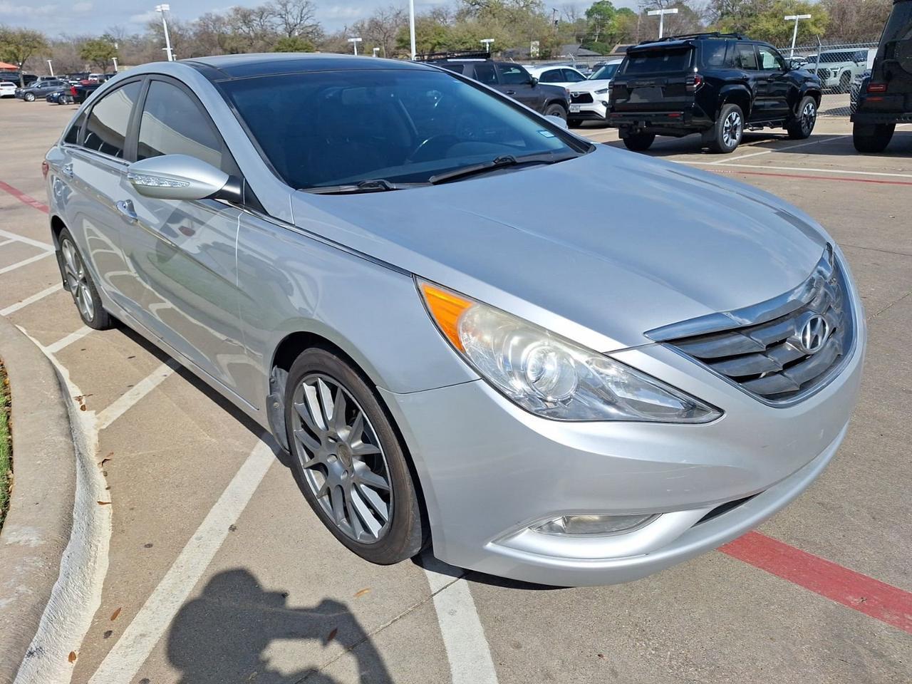 2013 Hyundai Sonata Limited Hurst TX