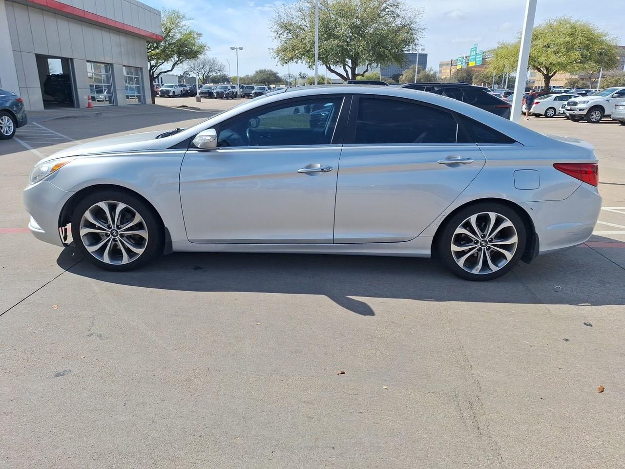 2013 Hyundai Sonata Limited Hurst TX