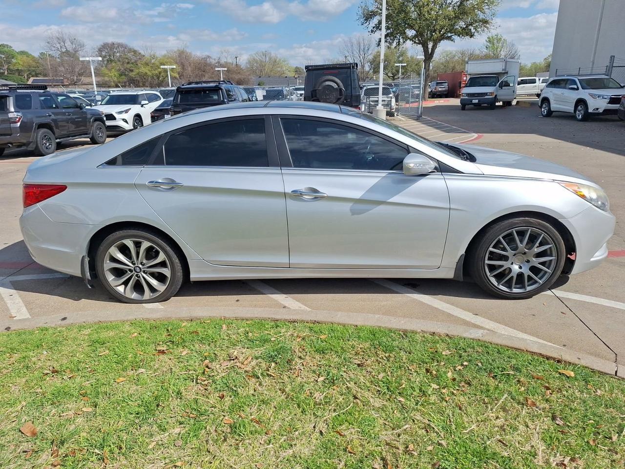 2013 Hyundai Sonata Limited Hurst TX