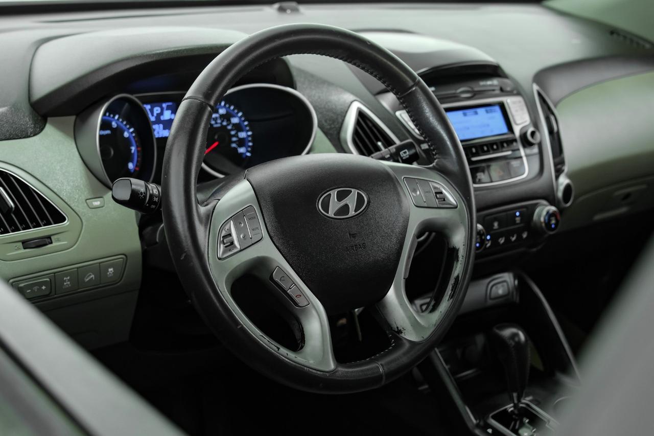 2013 Hyundai Tucson GLS AWD SUNROOF LEATHER/CLOTH HEATED SEATS BLUETOOTH CRUISE CONT Carrollton TX