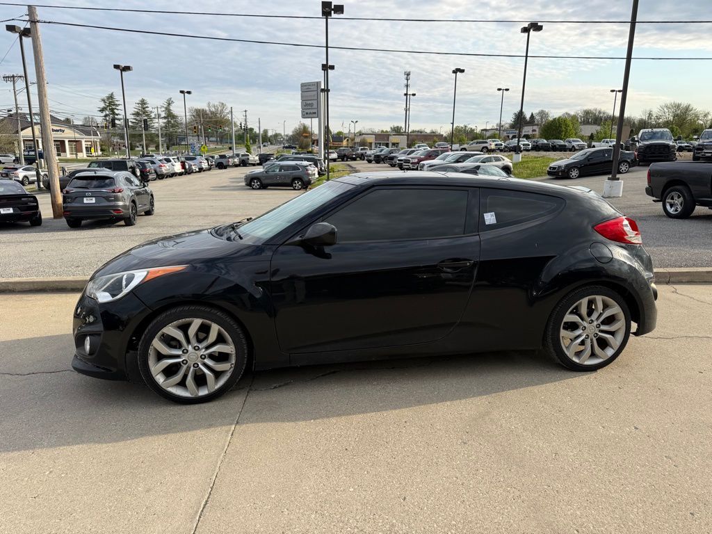 2013 Hyundai Veloster Base Crestwood KY