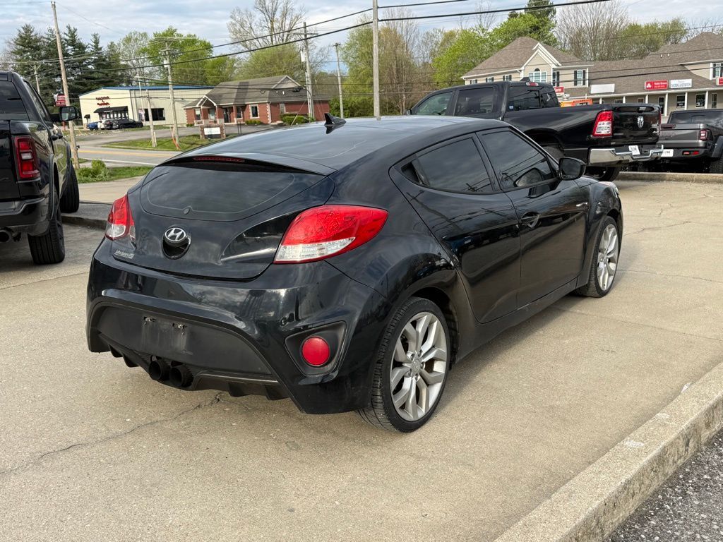 2013 Hyundai Veloster Base Crestwood KY