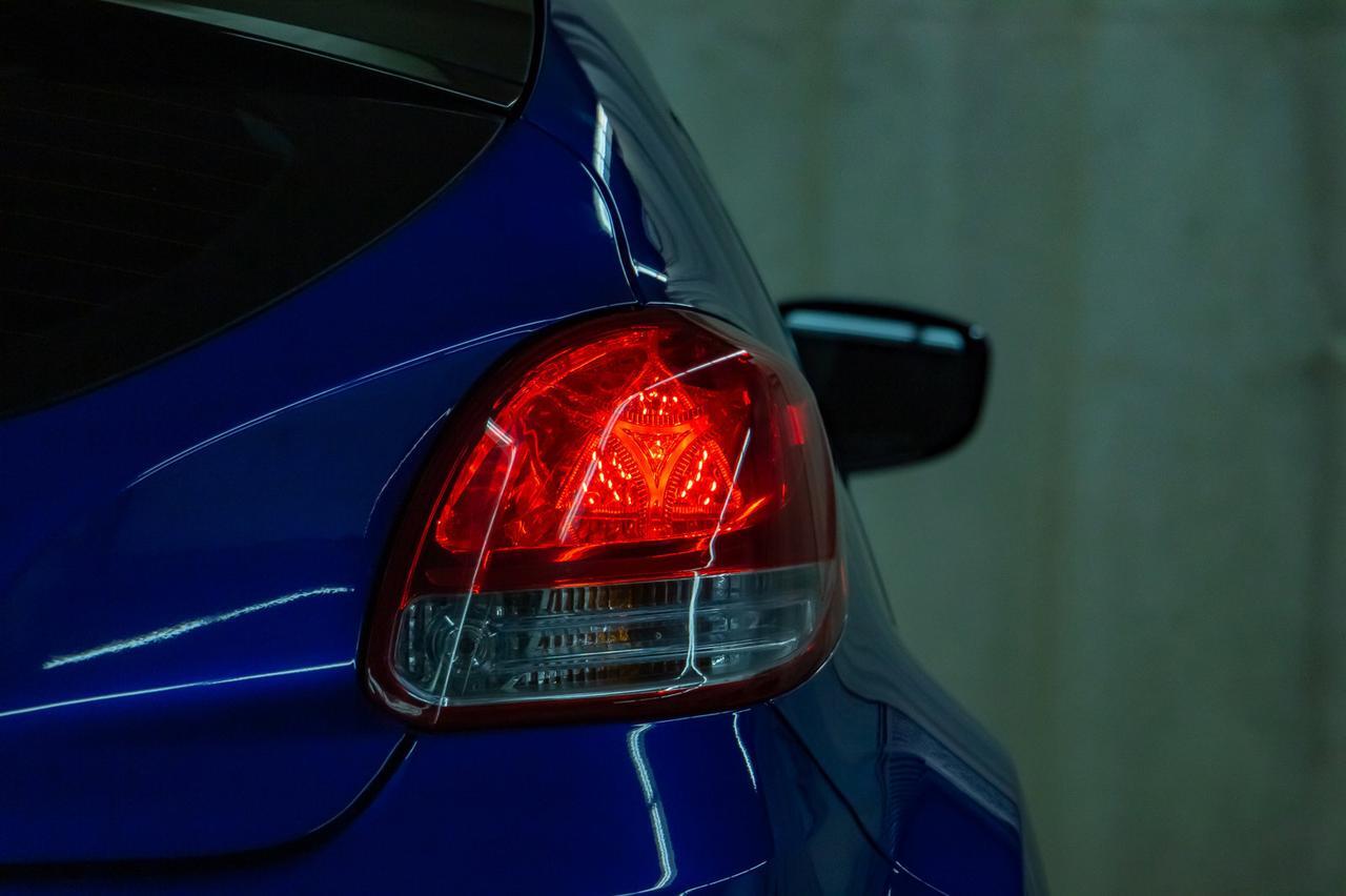 2013 Hyundai Veloster Tech Roof Nav BCam Red Deer AB