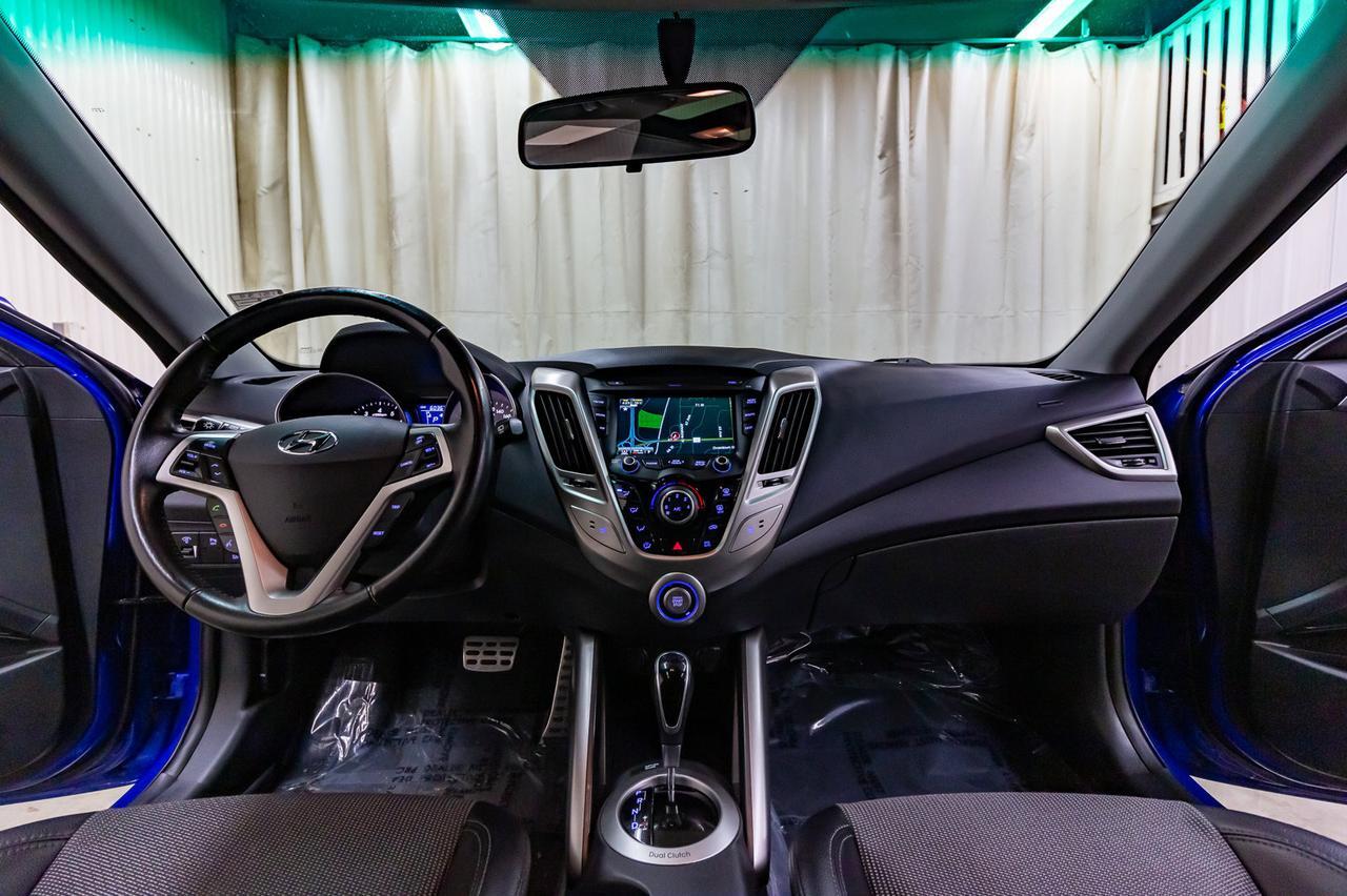 2013 Hyundai Veloster Tech Roof Nav BCam Red Deer AB