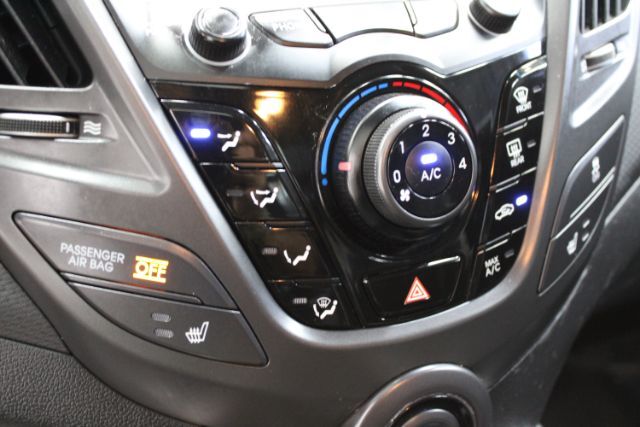 2013 Hyundai Veloster Turbo w/Black Chantilly VA