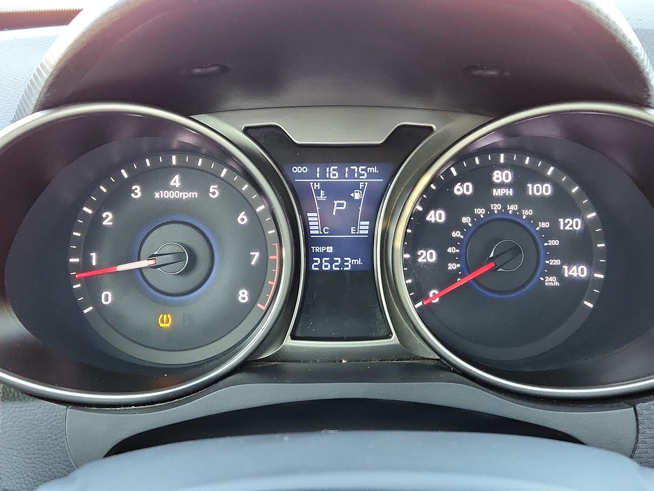 2013 Hyundai Veloster w/Black Int Lubbock TX