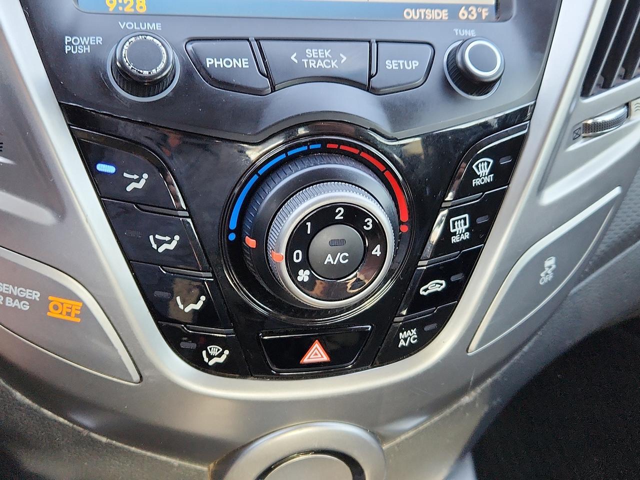 2013 Hyundai Veloster w/Black Int Lubbock TX