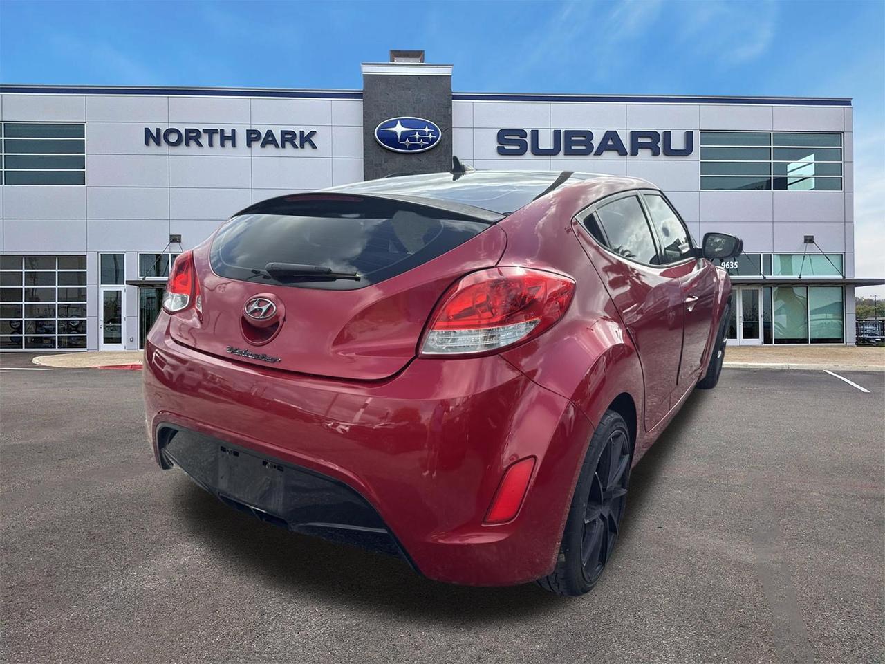 2013 Hyundai Veloster w/Gray Int