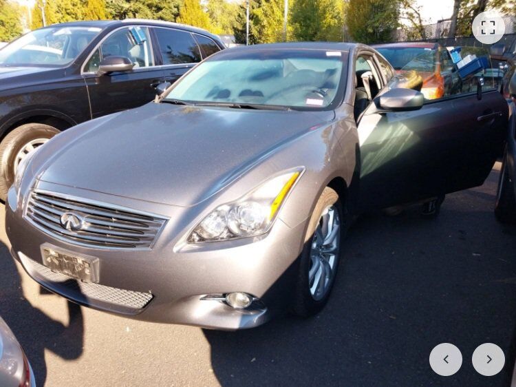 2013 INFINITI G37 X