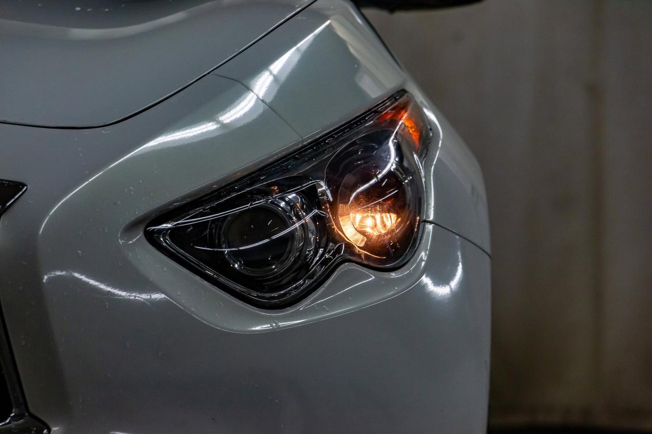 2013 Infiniti FX50 AWD Tech Pkg. Leather Roof Nav BCam Red Deer AB