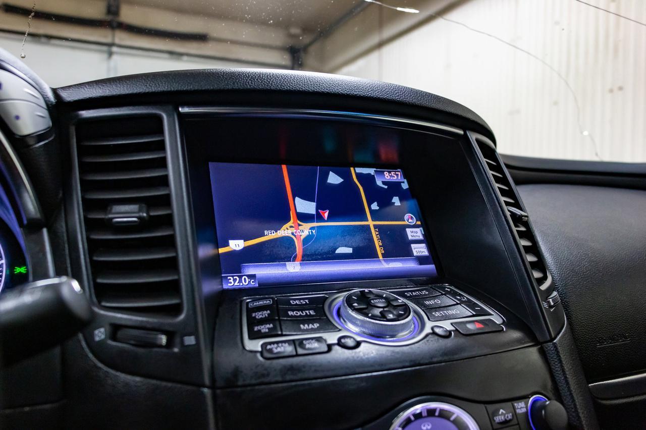 2013 Infiniti FX50 AWD Tech Pkg. Leather Roof Nav BCam Red Deer AB