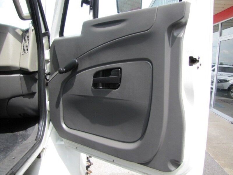 2013 International 4300 diesel Refrigerated Box Truck Collinsville OK