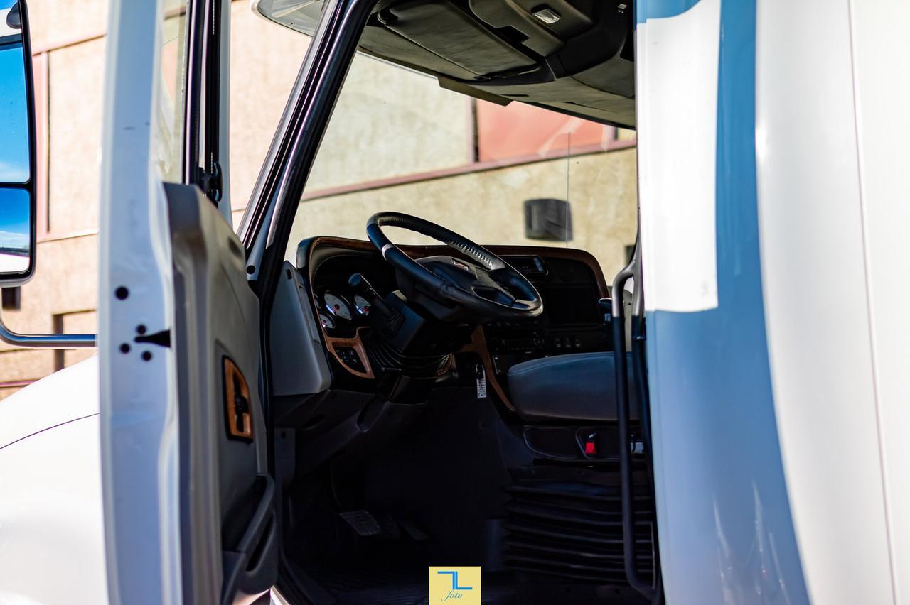 2013 International Prostar Eagle Highway Tractor Sleeper Heavy Spec Red Deer AB