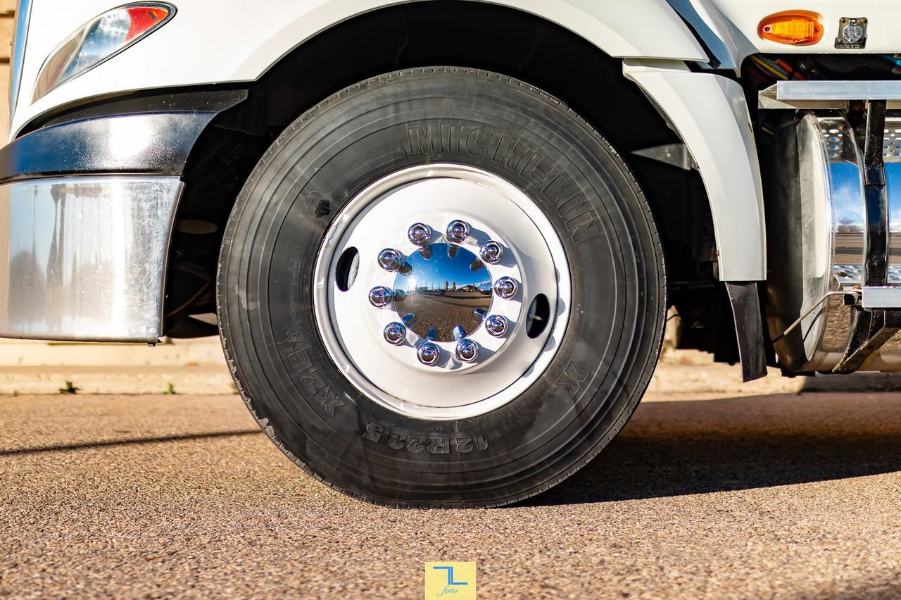 2013 International Prostar Eagle Highway Tractor Sleeper Heavy Spec Red Deer AB