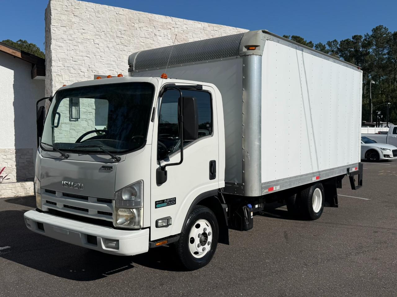 2013 Isuzu NPR DSL REG AT ECO-MAX 110" WB RED CAB IBT AIR PWL Jacksonville FL
