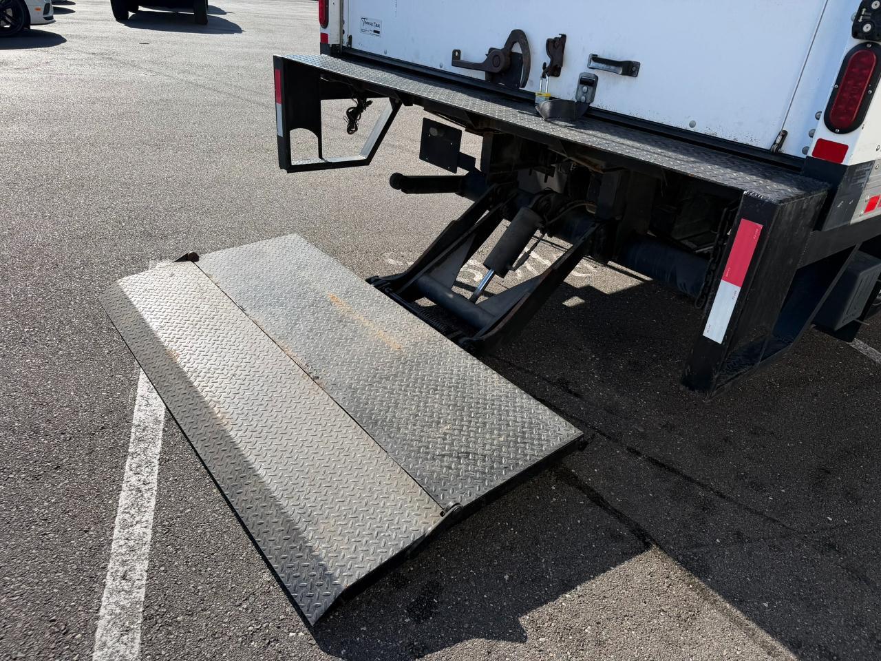 2013 Isuzu NPR DSL REG AT ECO-MAX 110" WB RED CAB IBT AIR PWL Jacksonville FL