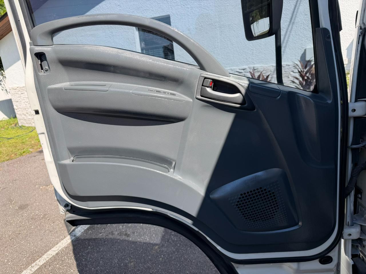 2013 Isuzu NPR HD DSL REG 109" WB WHITE CAB IBT PWL Jacksonville FL