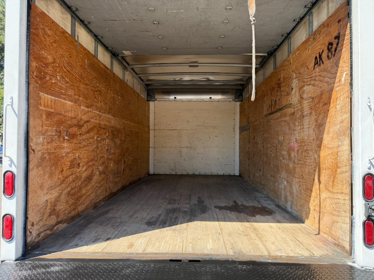 2013 Isuzu NPR HD DSL REG 109" WB WHITE CAB IBT PWL Jacksonville FL
