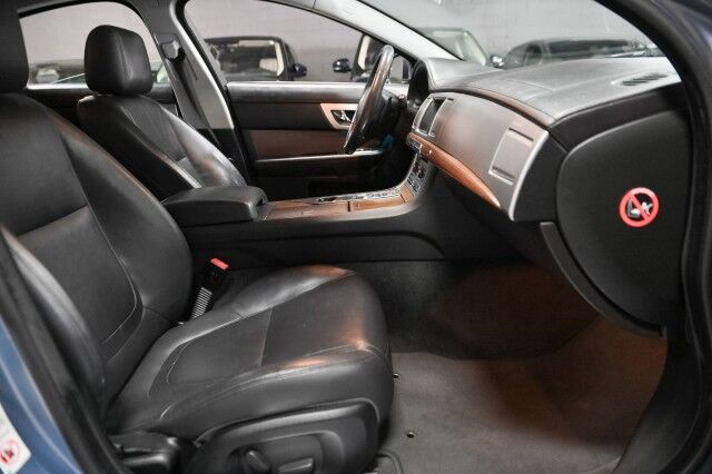 2013 Jaguar XF V6 AWD 4dr Sedan Chicago IL