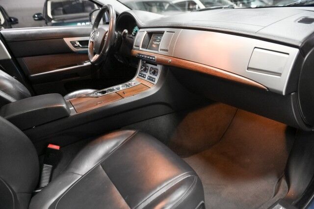 2013 Jaguar XF V6 AWD 4dr Sedan Chicago IL