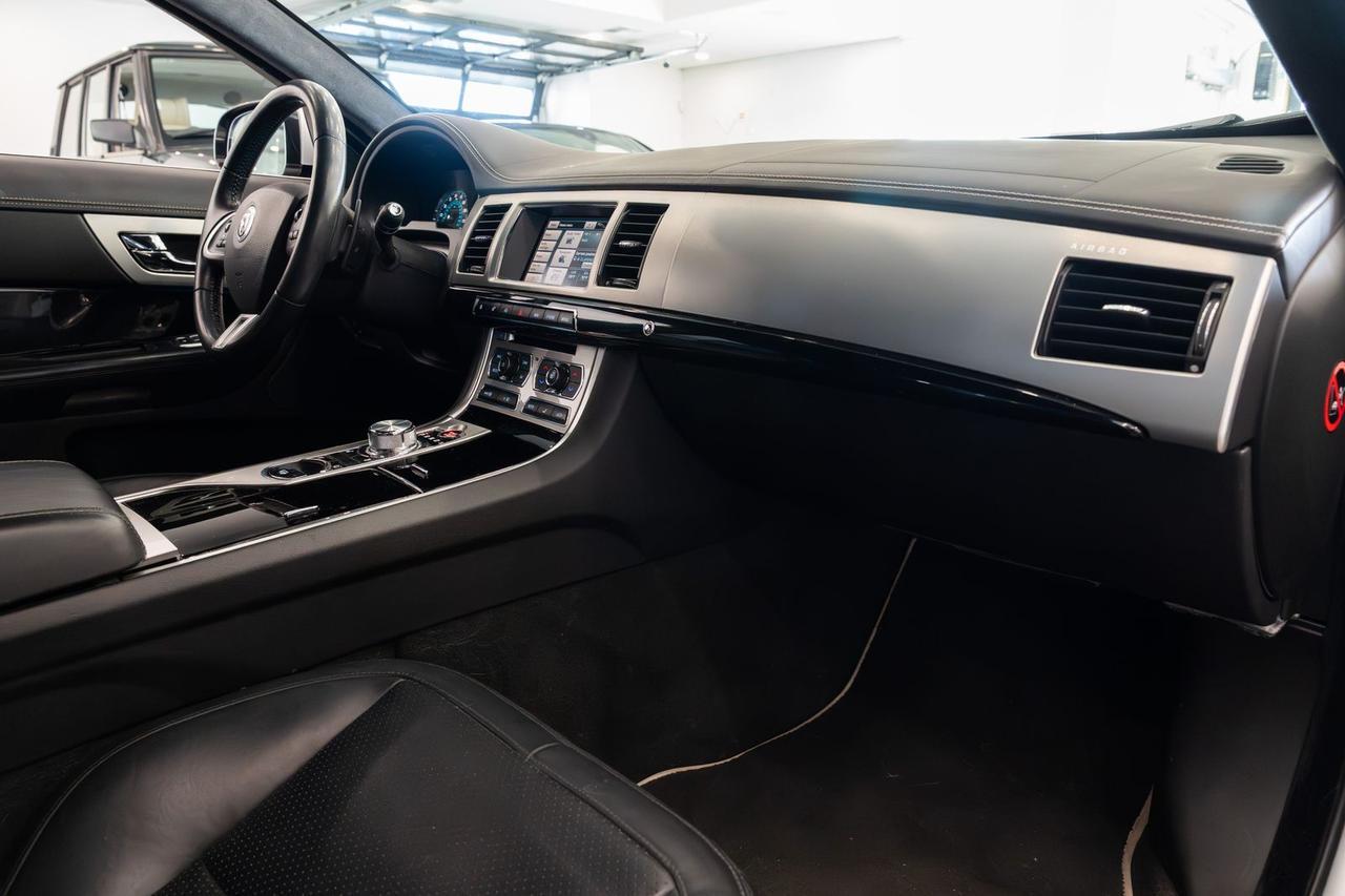 2013 Jaguar XF V6 SC Gladstone OR